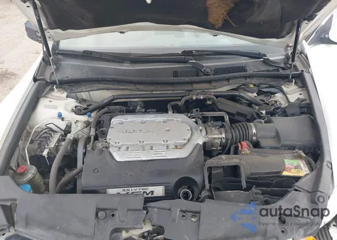 2010 Honda Accord 3.5 Ex-L z USA, uszkodzony, nr VIN 1HGCP3F84AA002709